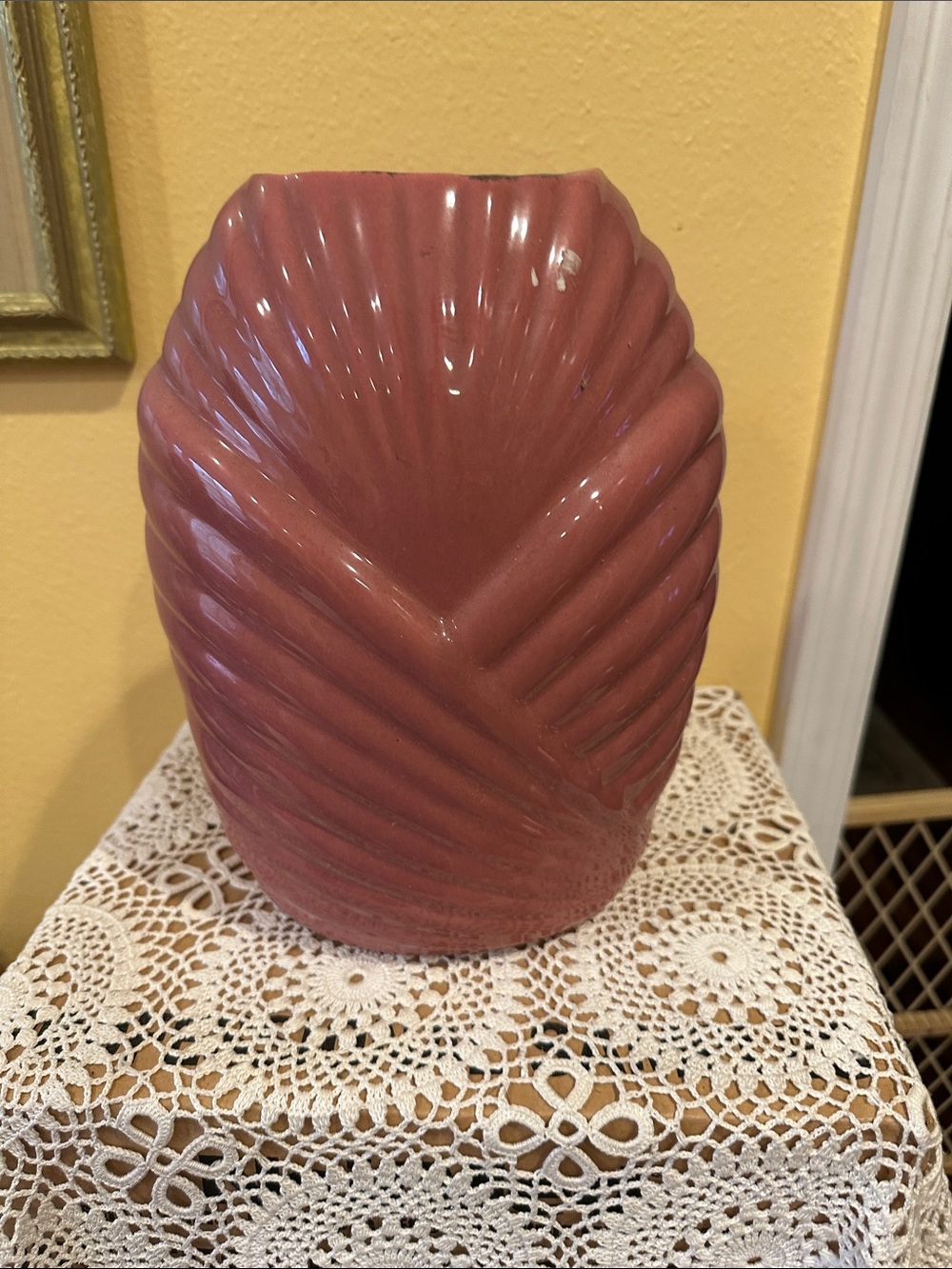 80s Art Deco Revival Coral Dusty Pink Vase w Draped Shell Pattern Scalloped Rim